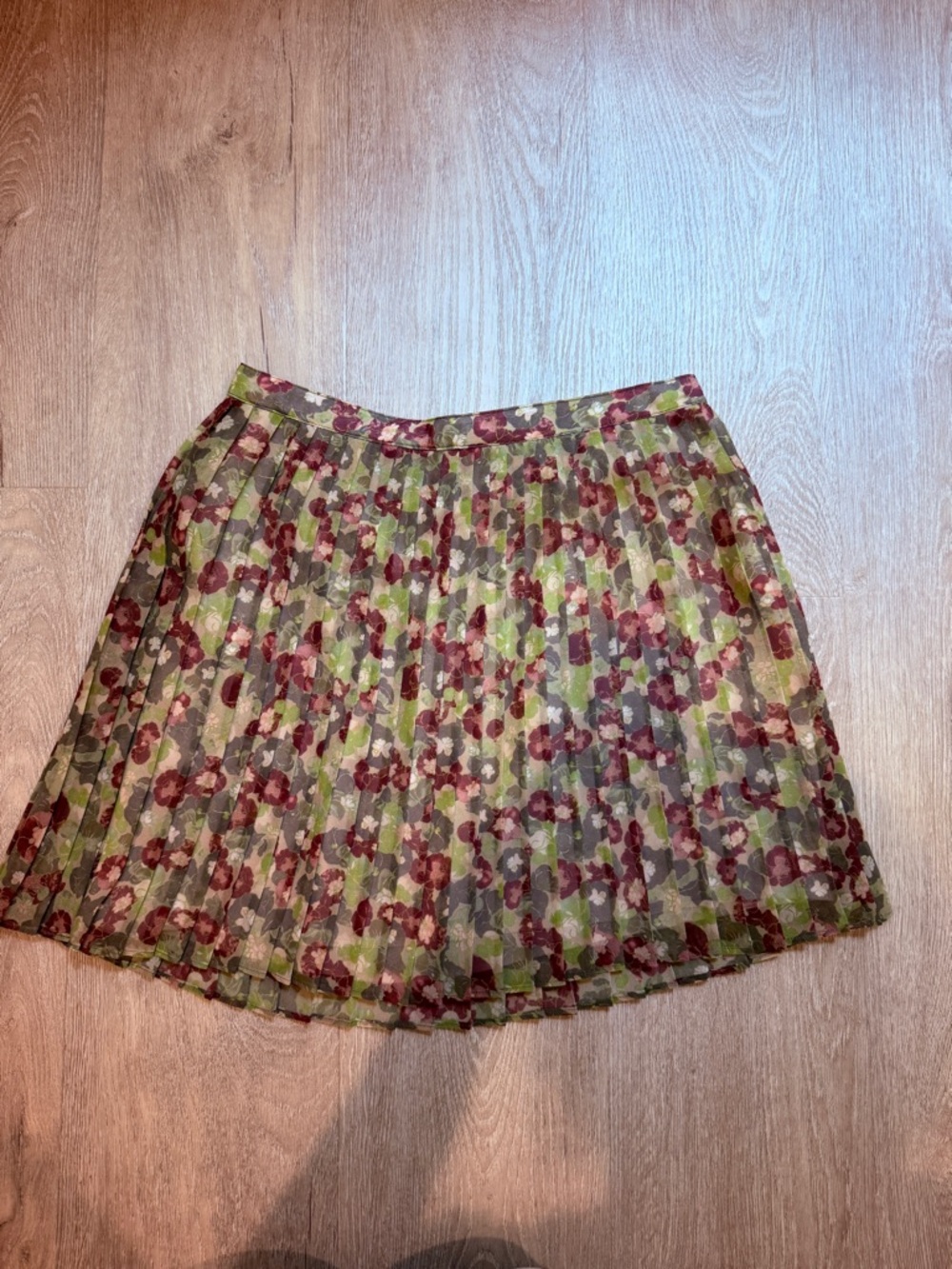 Aritzia Floral Pleated Mini Skirt in Olive and Burgundy